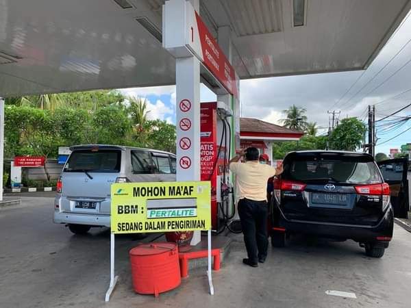 podiumnews.com-Soal Suplai Pertalite, Parta: Pernyataan Menteri BUMN dan Dirut Pertamina Tak Sesuai di Lapangan